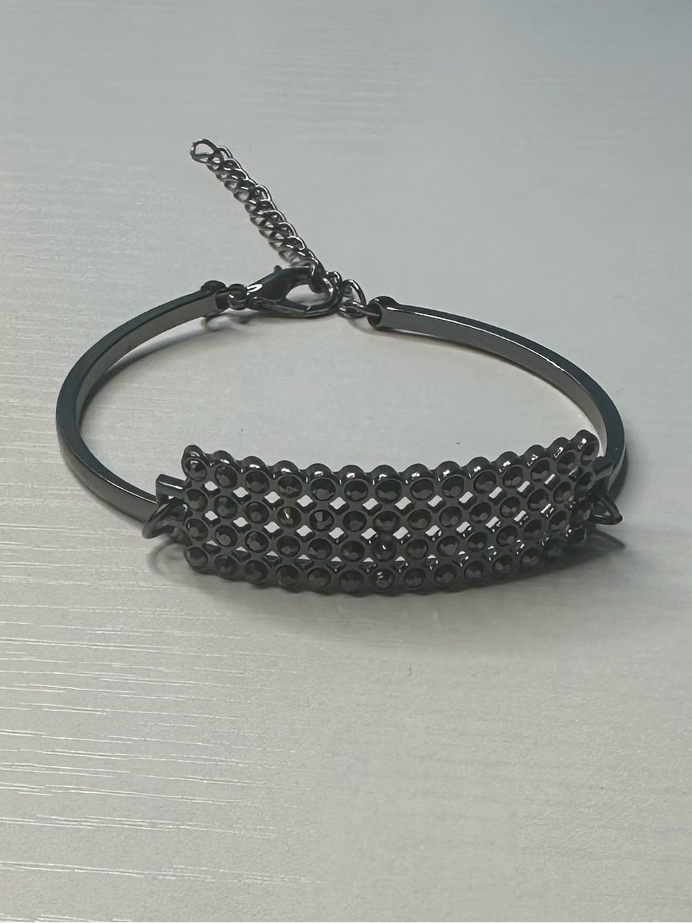 🛍️BUNDLE DEAL🛍️ - paparazzi ‘Top Class Class’ Bracelet with Hematite Rhinestones